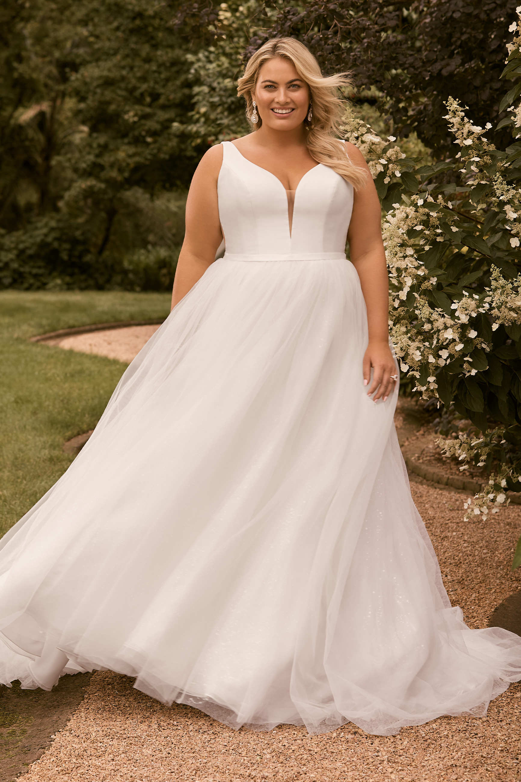 Modern Princess Ballgown Wedding Dress Harper $2 autoplay loop mute thumbnail