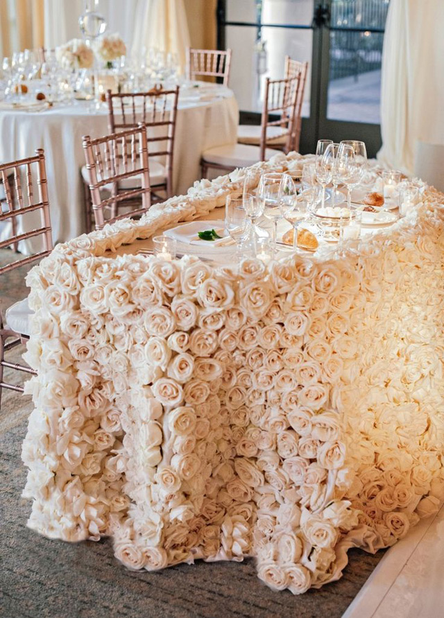 21 Sweetheart Table Ideas for Weddings ~ we ♥ this! moncheribridals.com