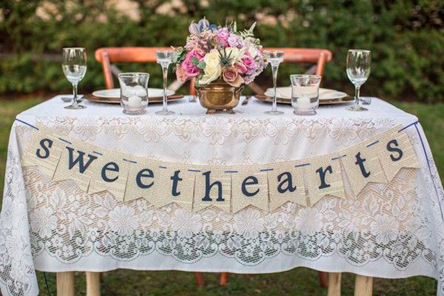 21 Sweetheart Table Ideas for Weddings ~ we ♥ this! moncheribridals.com