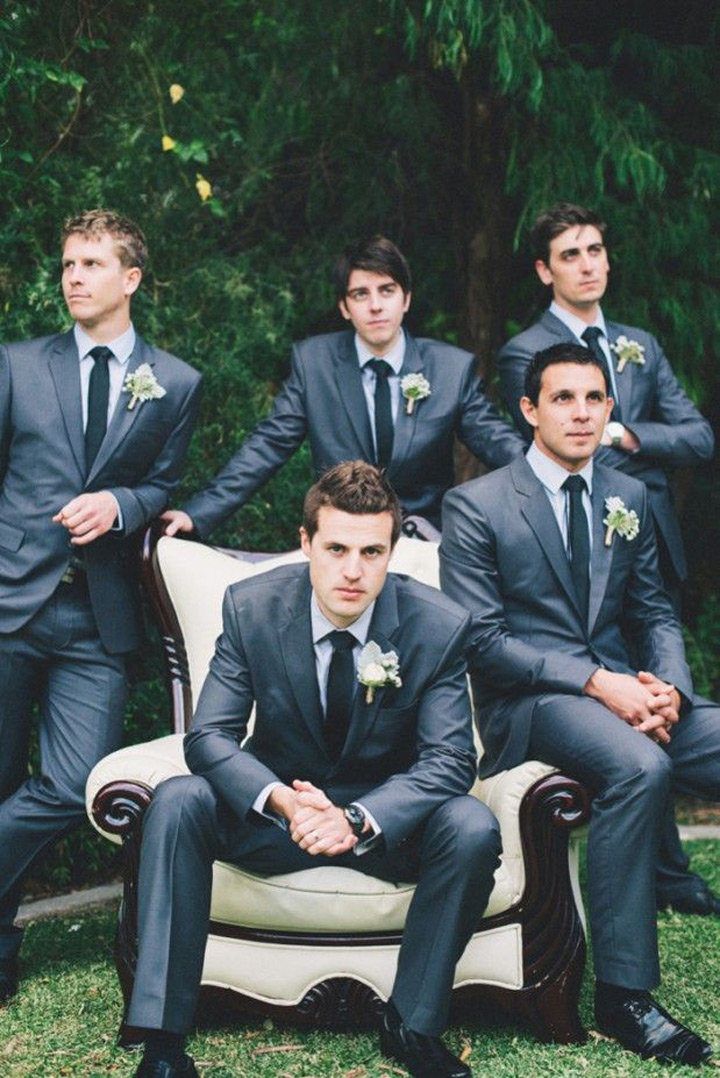 27 Awesome Groomsmen Photos ~ we ♥ this! moncheribridals.com