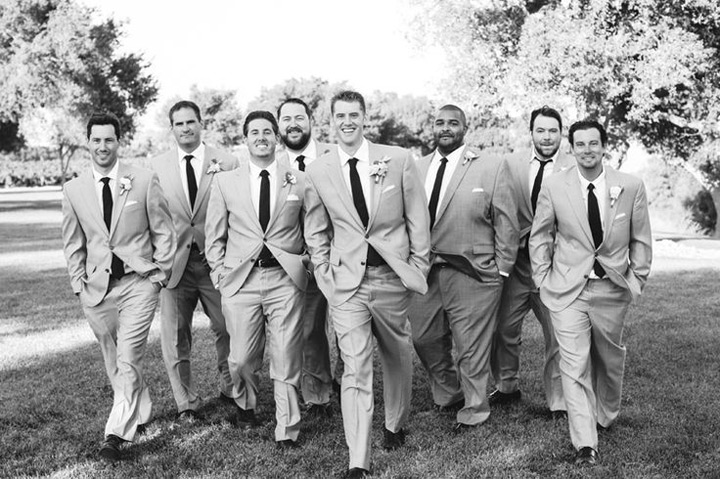27 Awesome Groomsmen Photos ~ we ♥ this! moncheribridals.com