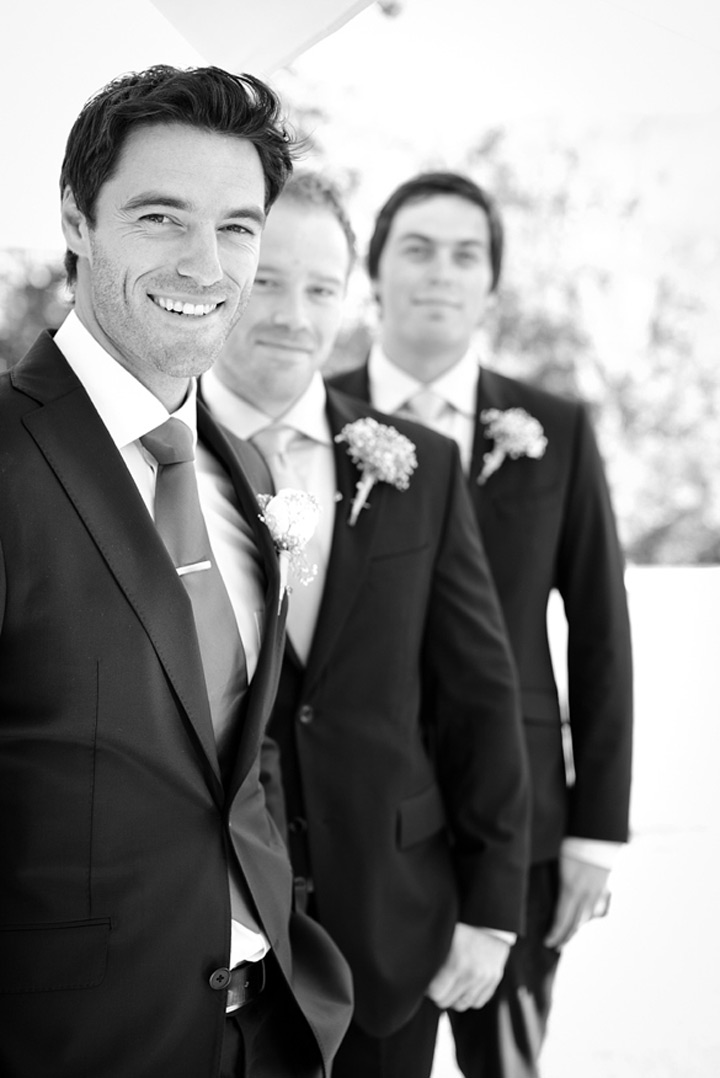 27 Awesome Groomsmen Photos ~ we ♥ this! moncheribridals.com