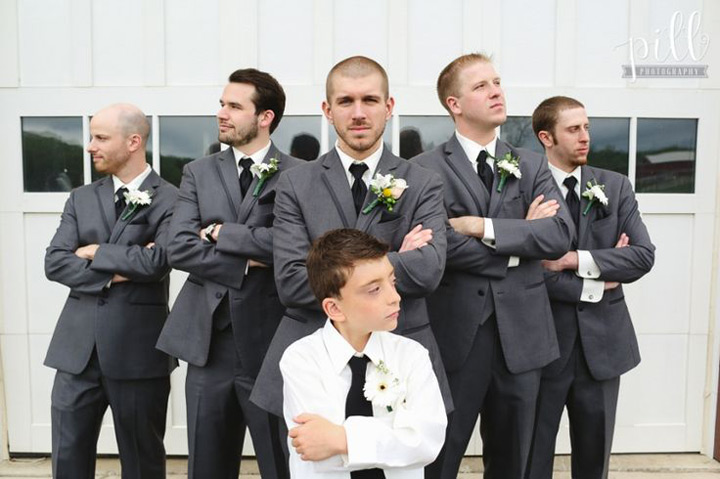27 Awesome Groomsmen Photos ~ we ♥ this! moncheribridals.com