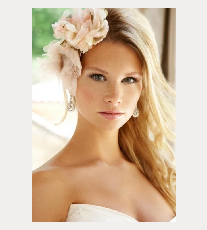  ~ we ❤ this! moncheribridals.com