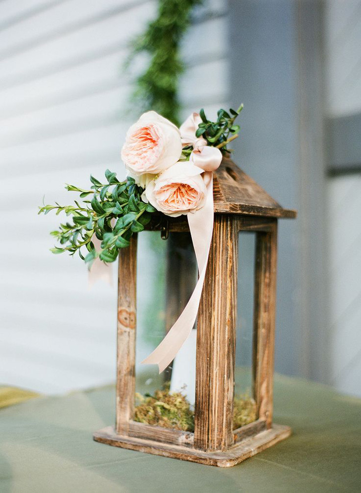 30 Gorgeous Ideas For Decorating With Lanterns At Weddings ~ we ❤ this! moncheribridals.com