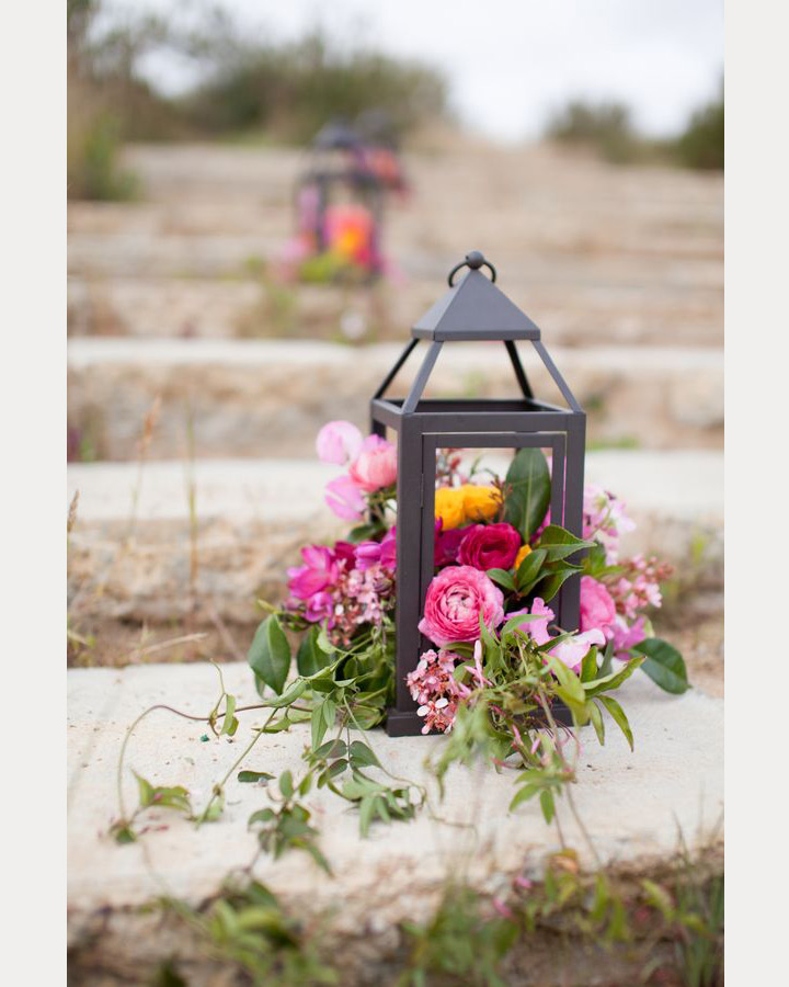 30 Gorgeous Ideas For Decorating With Lanterns At Weddings ~ we ❤ this! moncheribridals.com