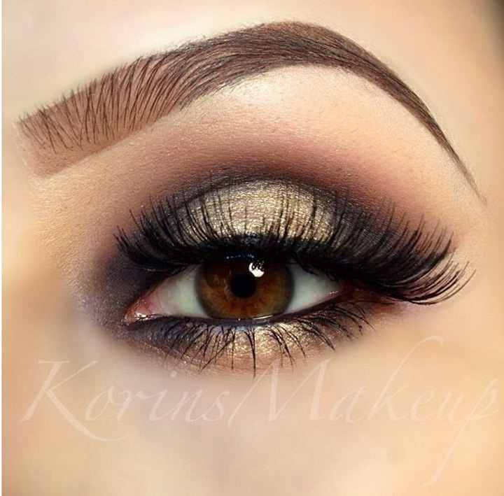 Gold Smokey Eye