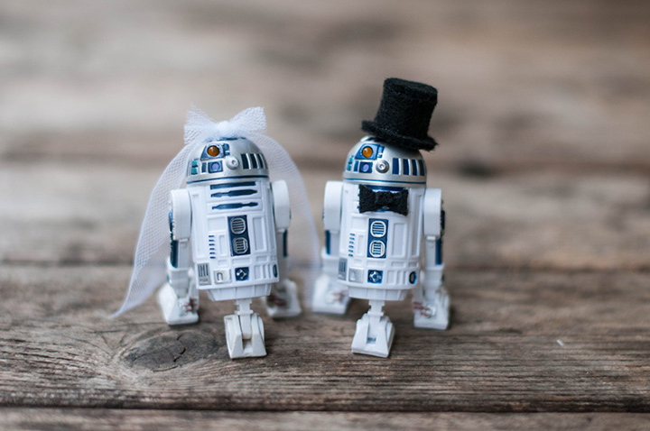 30 Ways to Get Your Star Wars ( Wedding) On! ~ we ❤ this! moncheribridals.com