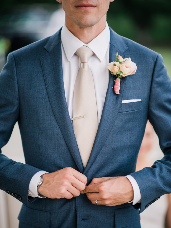 Over 40 Fabulous Boutonnières You're Gonna Love! ~ we ❤ this! moncheribridals.com