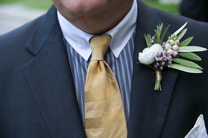 Over 40 Fabulous Boutonnières You're Gonna Love! ~ we ❤ this! moncheribridals.com