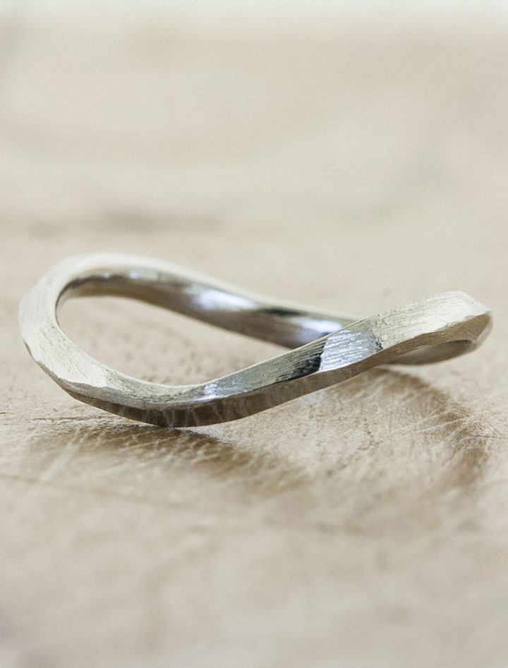 Our Favorite Ken & Dana Design Wedding Rings ~ we ❤ this! moncheribridals.com
