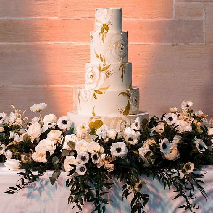 More Fabulous Wedding Cake Displays 