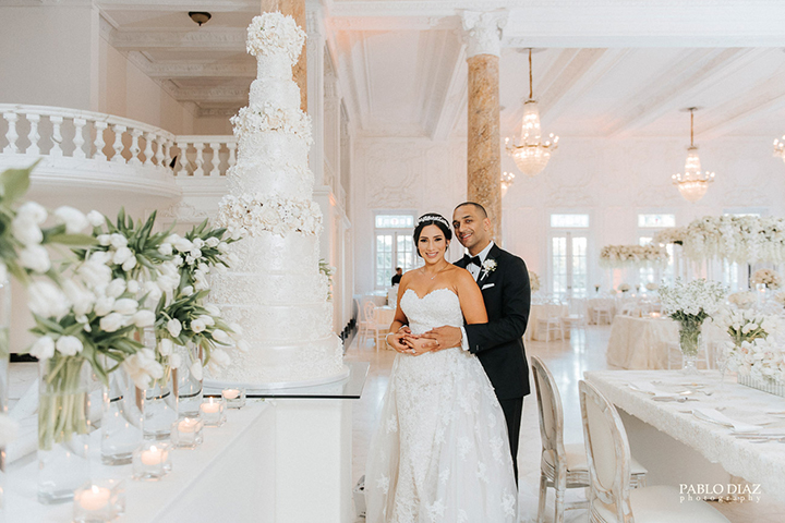Jaw-Dropping Wedding at Antiguo Casino de Puerto Rico Desktop Image