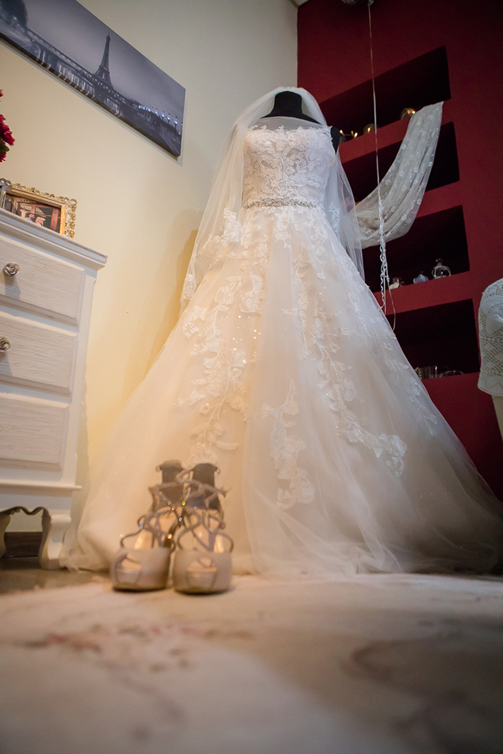 Stunning Greek Bride Chooses "Monte" For Her Veroia Wedding