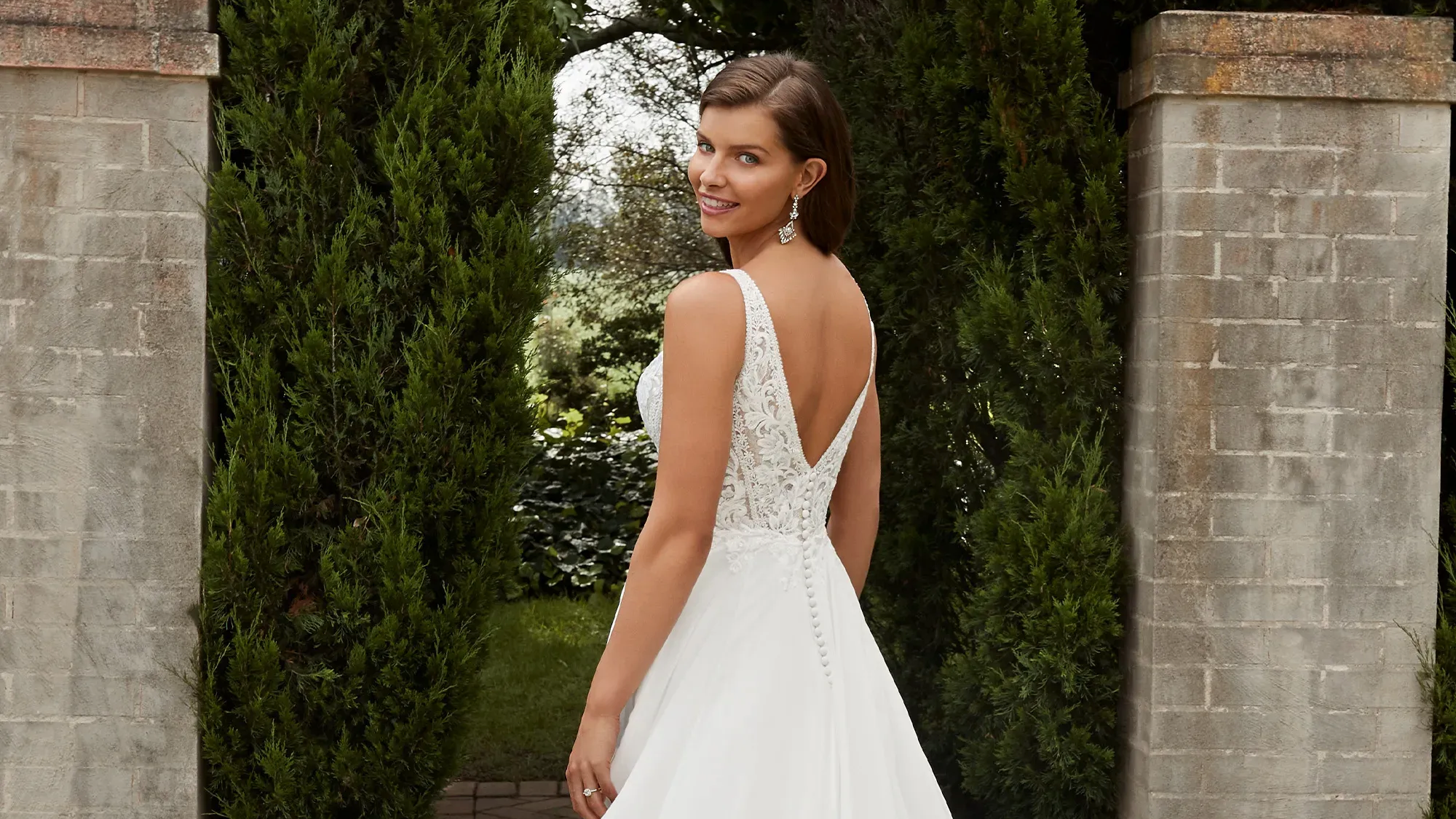 Destined for Romance: Low-Back Wedding Dresses You’ll Love Desktop Image