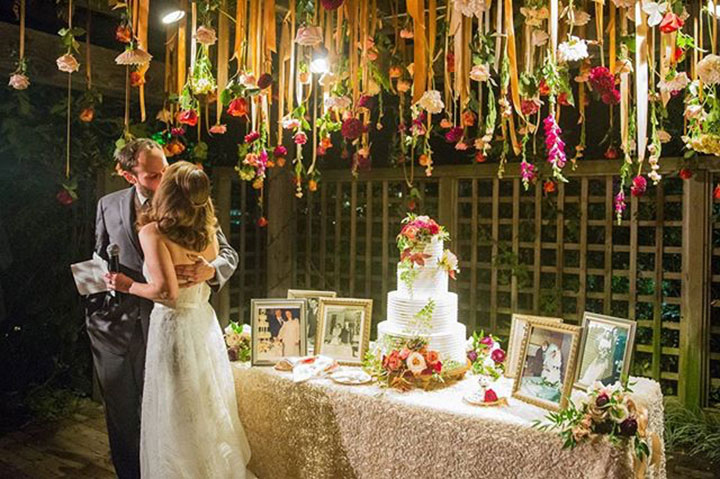 More Fabulous Wedding Cake Displays Desktop Image