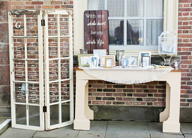 17 Unique Seating Chart Ideas For Weddings Desktop Image