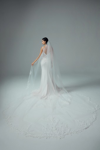 Dramatic Veil with Lace Trim $0 default Ivory thumbnail