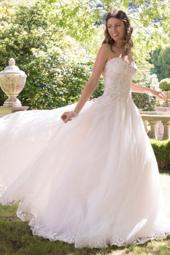 Beauteous Bridal Gown with Hand-Beaded Lace Morganite $1 thumbnail