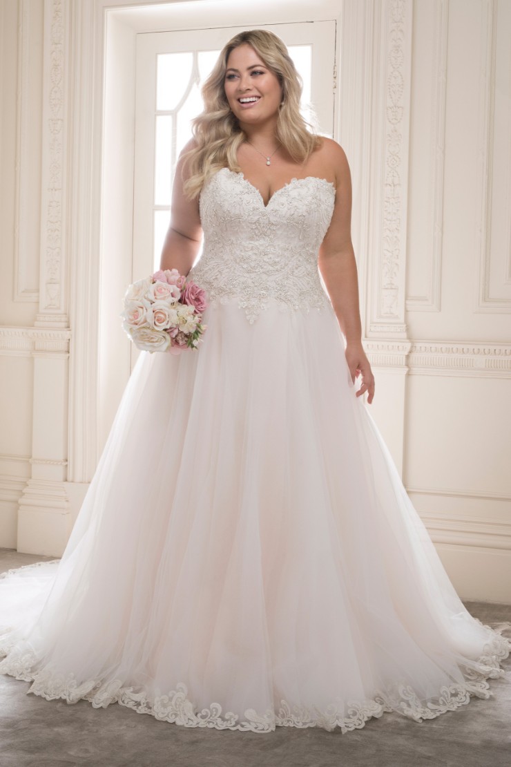 Beauteous Bridal Gown with Hand-Beaded Lace Morganite #$4 picture