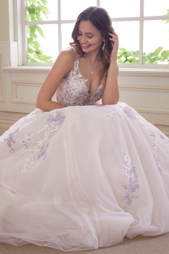 Show-Stopping Wedding Gown Fit For Royalty Tanzanite $2 thumbnail