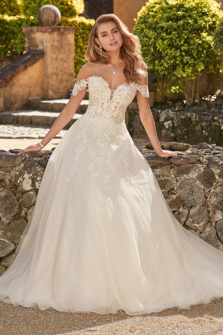 Breathtaking Off-Shoulder Wedding Gown Serina