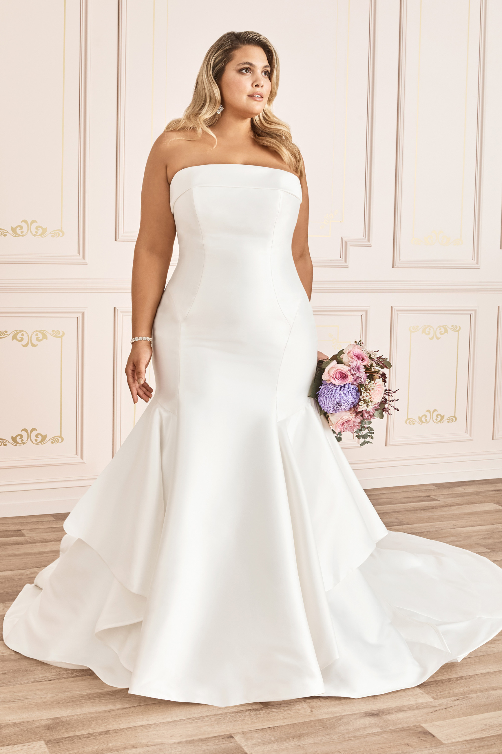 Modern Clean Wedding Dress | Sophia Tolli