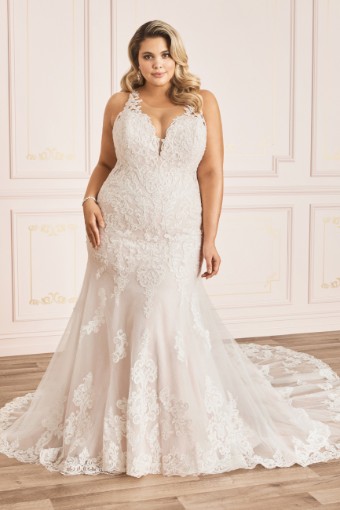 Show-Stopping Lace Gown with Feature Train Megan $4 thumbnail