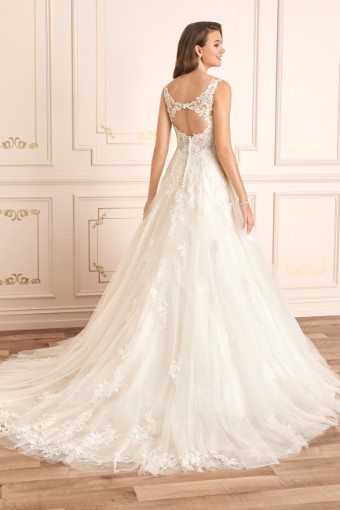 Classic Romantic A-Line Wedding Dress Chiara $1 thumbnail