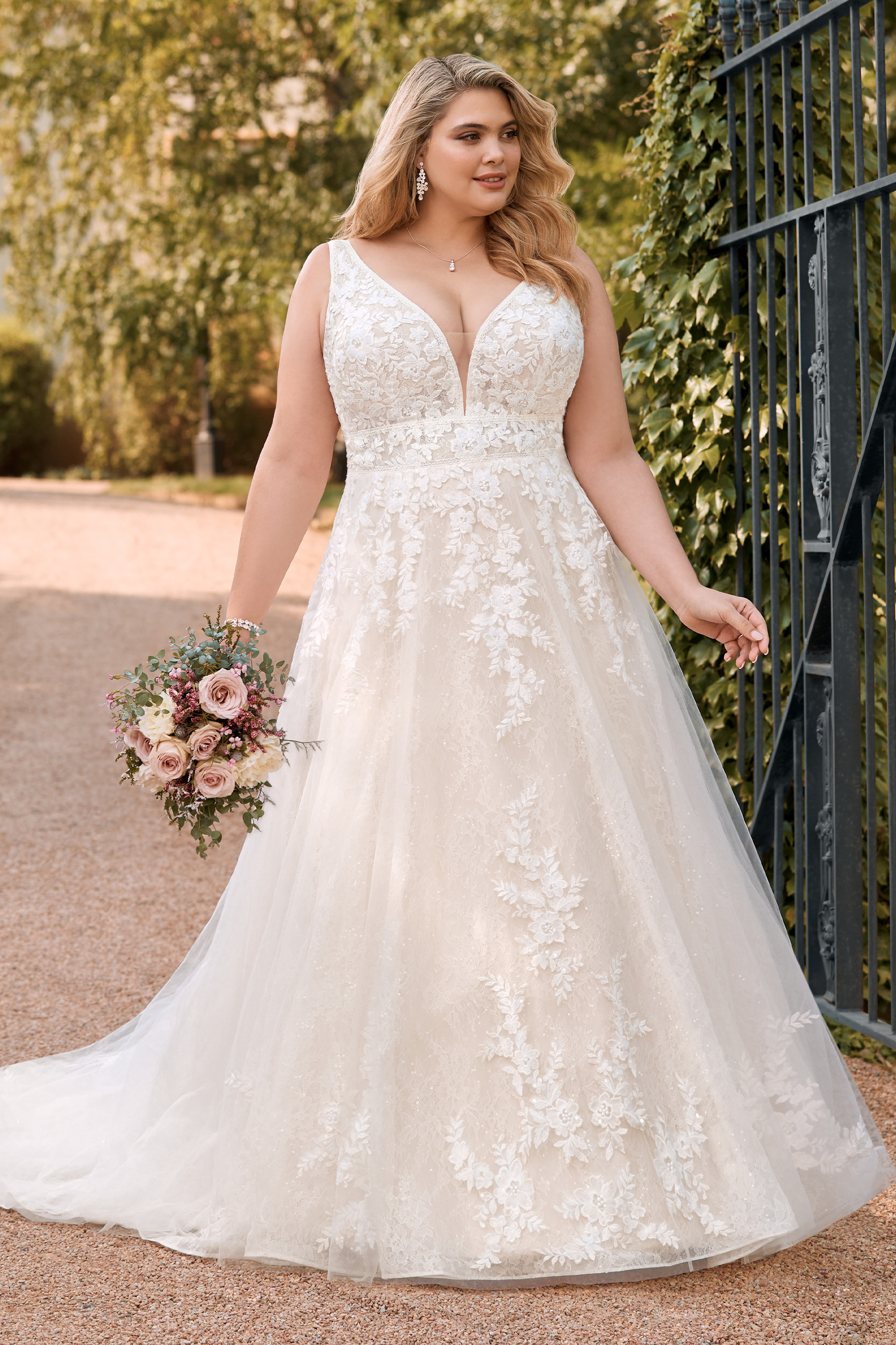 plus size wedding tops