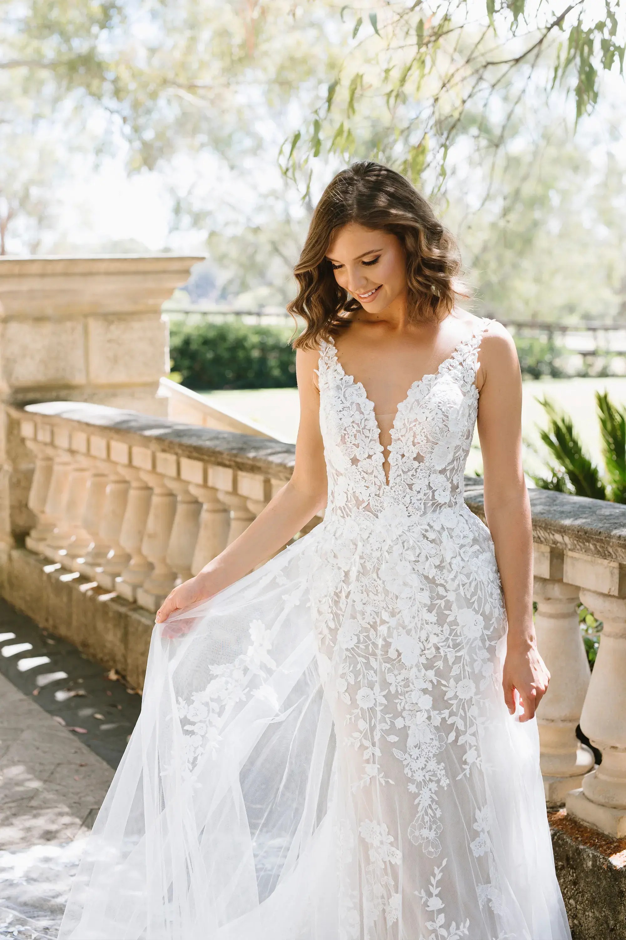 Cotton lace hot sale wedding dress