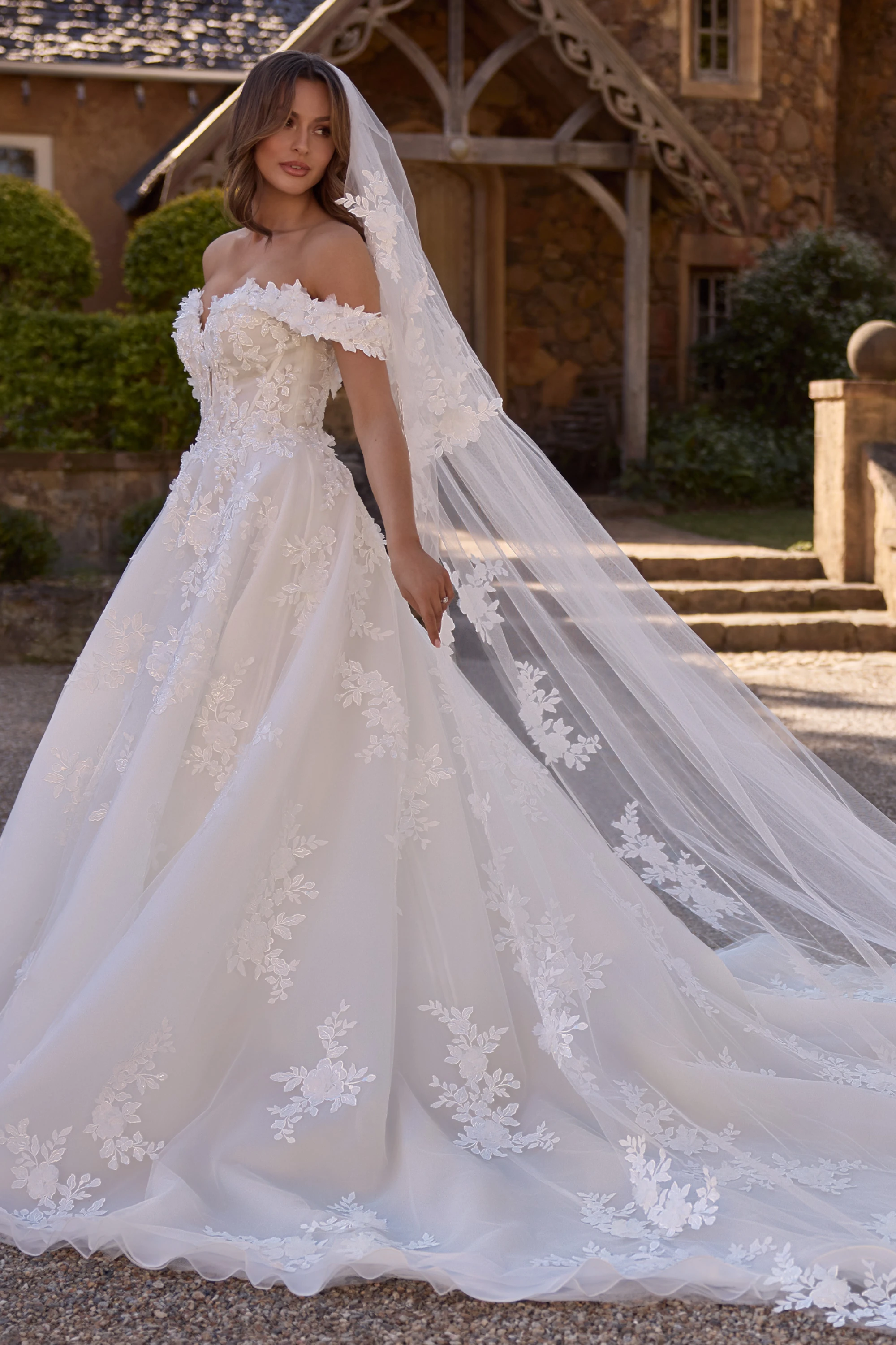 Sophia Tolli Première | Sophia Tolli - ST631VEIL | Sophia Tolli