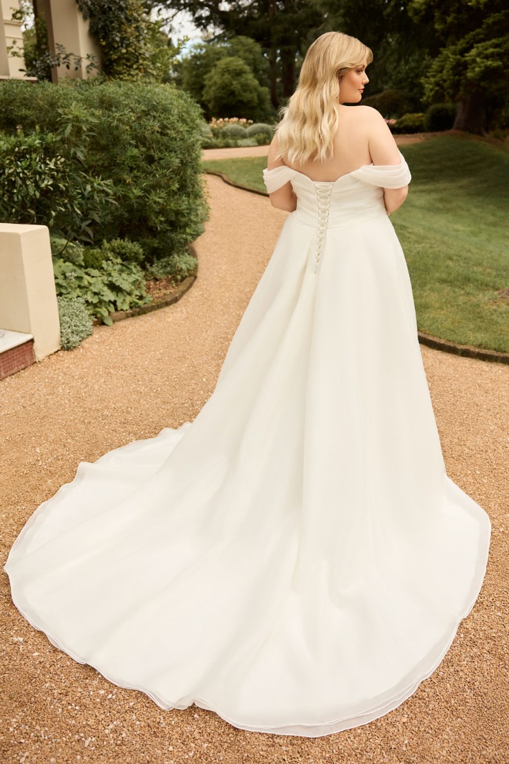 Off-Shoulder Princess Wedding Dress With Pockets RIANNE